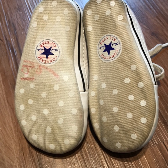 Converse Chuck Taylor First Star Sneakers - Size 3 - Picture 5 of 5